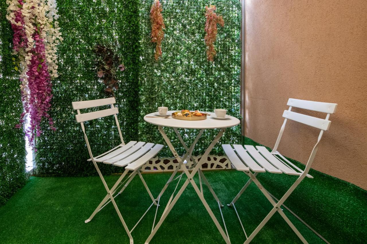 Fashion Apartment Gold Bologna With Jacuzzi & Car Garage מראה חיצוני תמונה