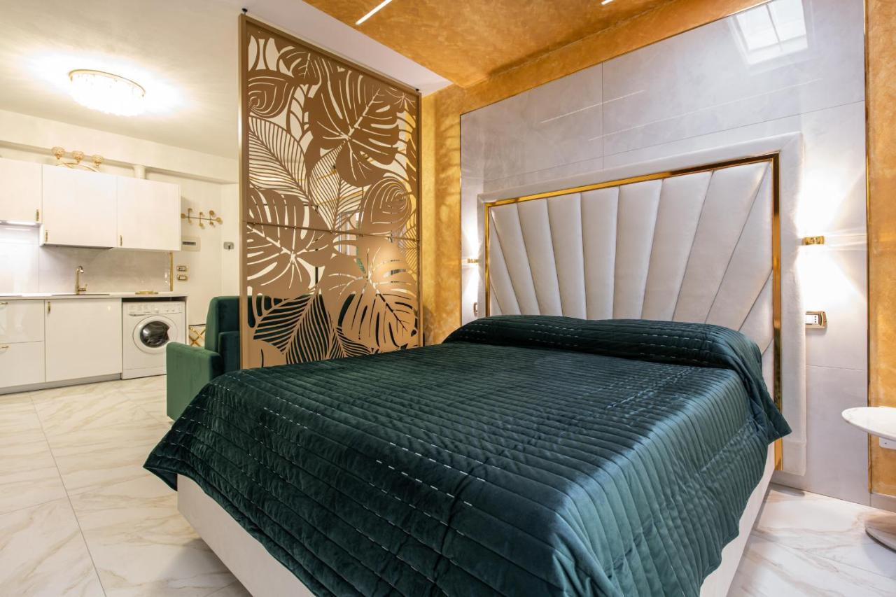 Fashion Apartment Gold Bologna With Jacuzzi & Car Garage מראה חיצוני תמונה