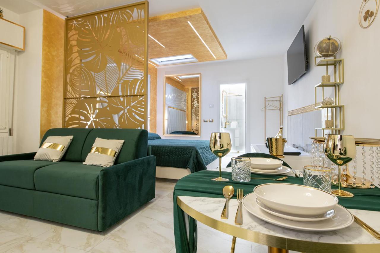 Fashion Apartment Gold Bologna With Jacuzzi & Car Garage מראה חיצוני תמונה